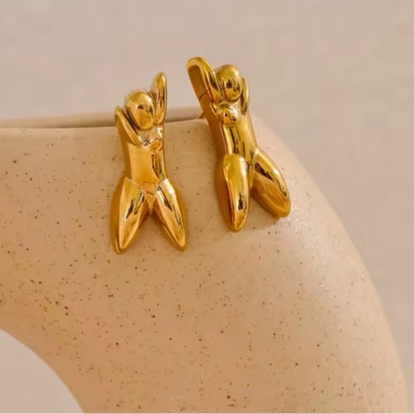 Anthropologie Body Gold Abstract Figure Earrings - Picture 6 of 10